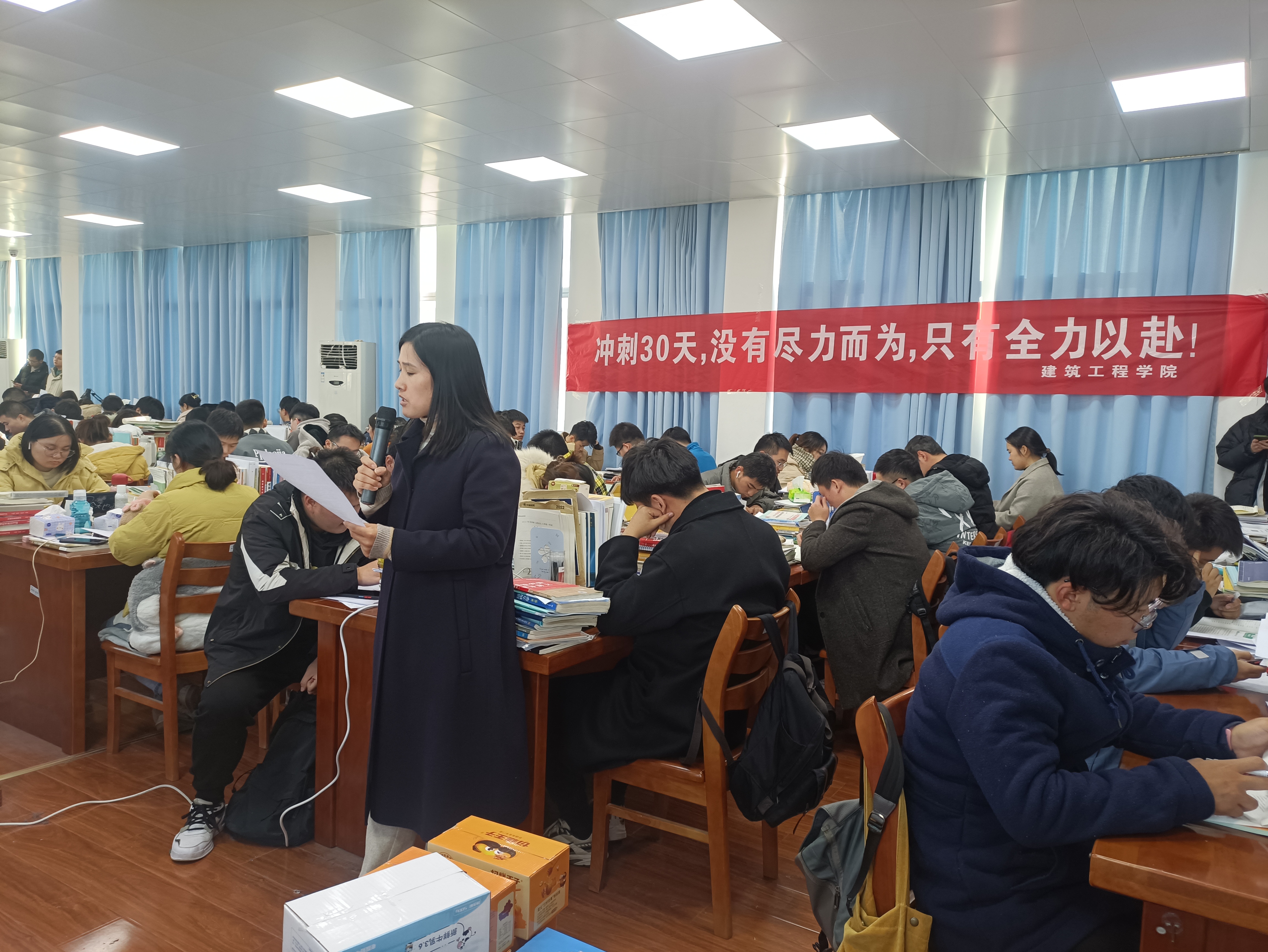 包含江西男篮积极备战，期待迎来胜利的曙光！的词条