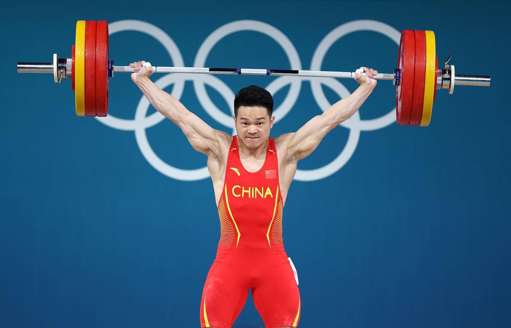 奥地利选手勇夺银牌，成为焦点人物