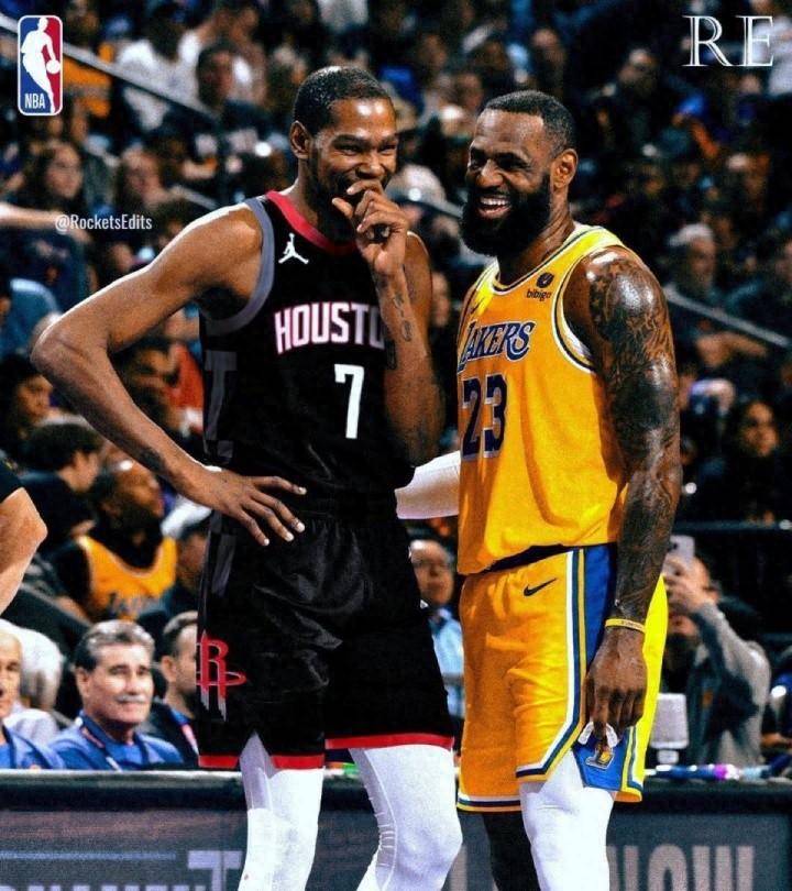 新赛季首战壮举开启,球场上对决充满悬念 新赛季首战壮举开启,球场上对决充满悬念