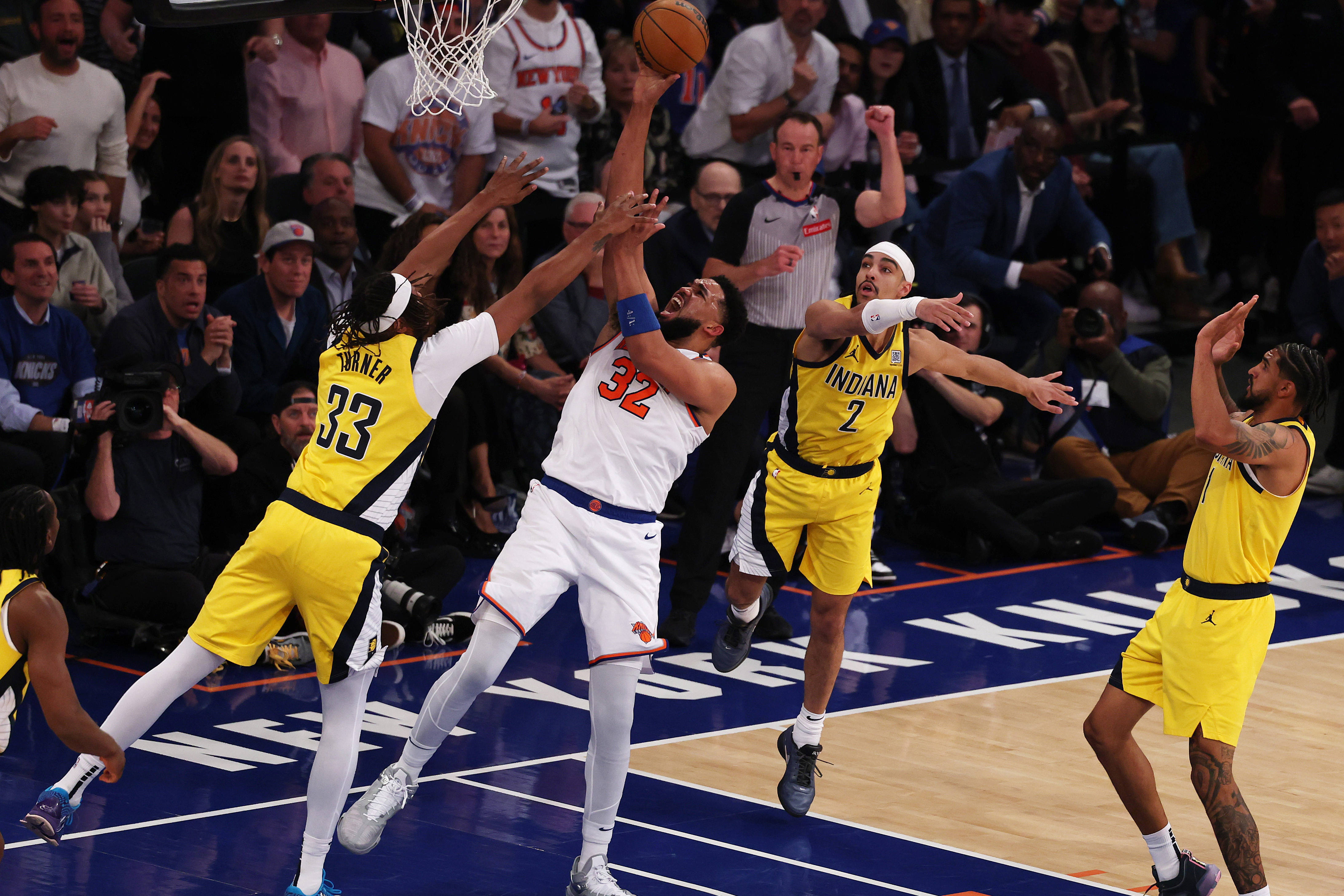 包含步行者再遭失败,如何突破对手的防线?的词条 包含步行者再遭失败,如何突破对手的防线?的词条