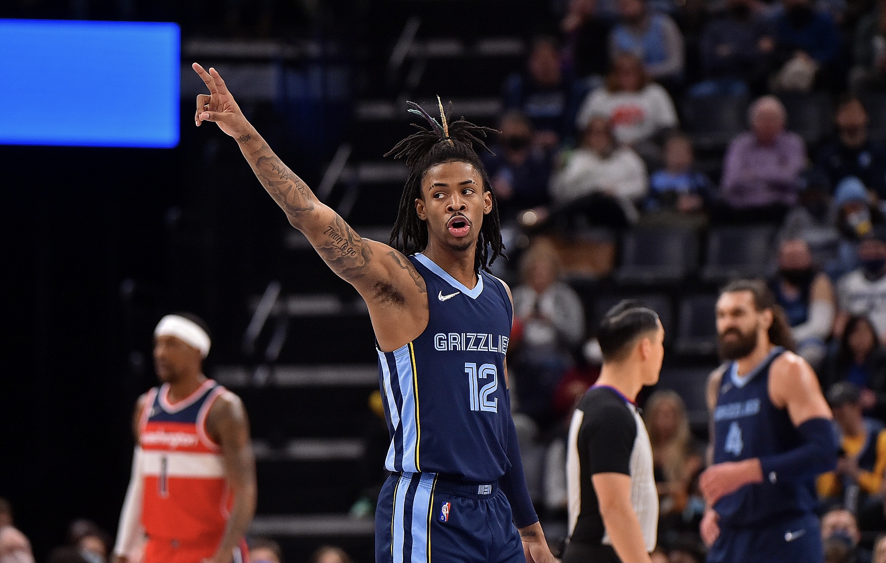 灰熊击败掘金,莫兰特尔策独得32分 灰熊击败掘金,莫兰特尔策独得32分