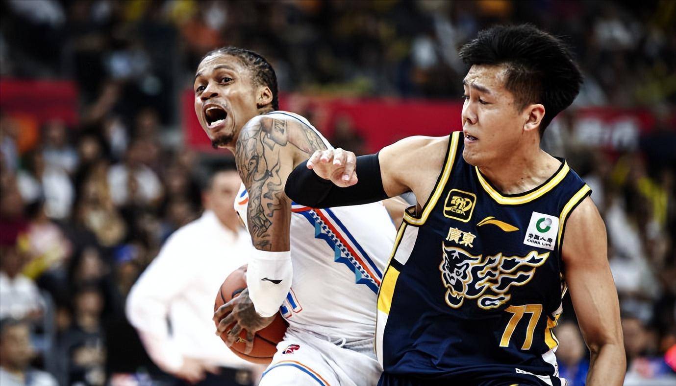 广东宏远主场不敌新疆境外球员发威新疆取连胜 广东宏远主场不敌新疆境外球员发威新疆取连胜