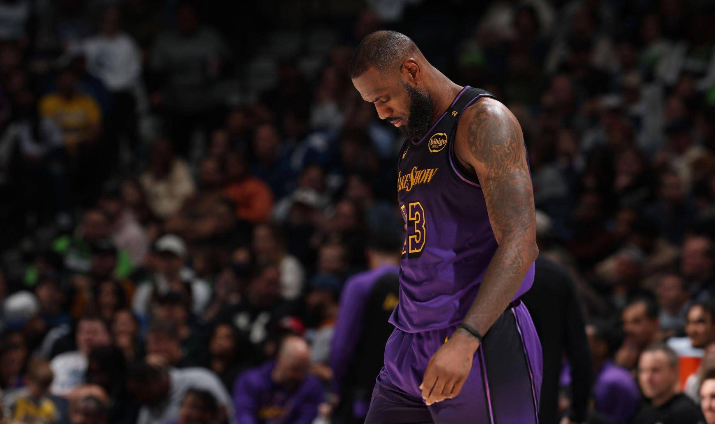 包含詹姆斯:湖人阵容整体实力强大,仍有提高余地的词条 包含詹姆斯:湖人阵容整体实力强大,仍有提高余地的词条