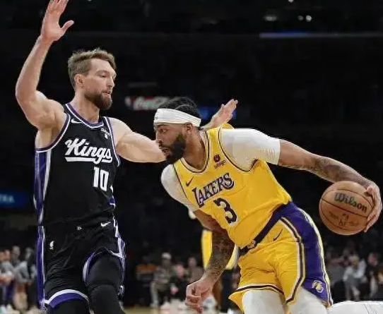 包含湖人逆转击败国王,迎来胜利的词条 包含湖人逆转击败国王,迎来胜利的词条