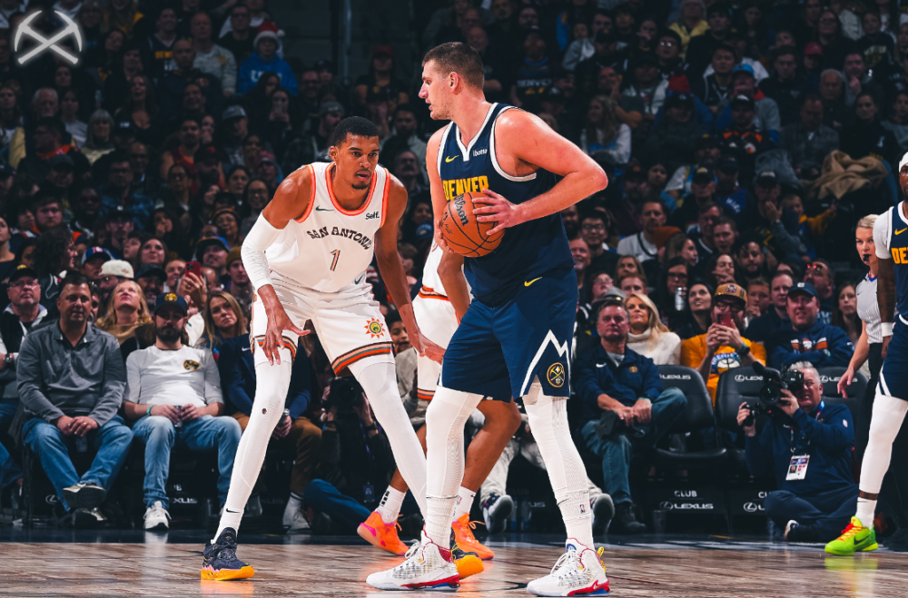 雄狐胜马刺,继续领跑战绩。 雄狐胜马刺,继续领跑战绩。