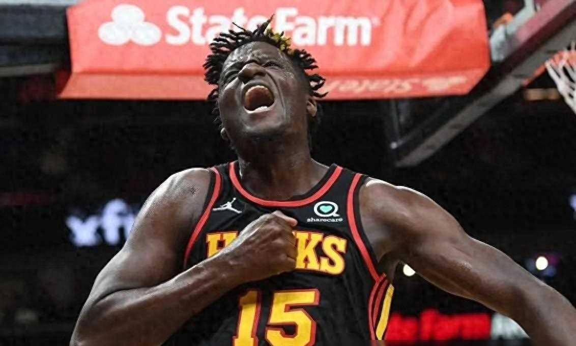 快船胜老鹰,乔治全场砍下37分 快船胜老鹰,乔治全场砍下37分