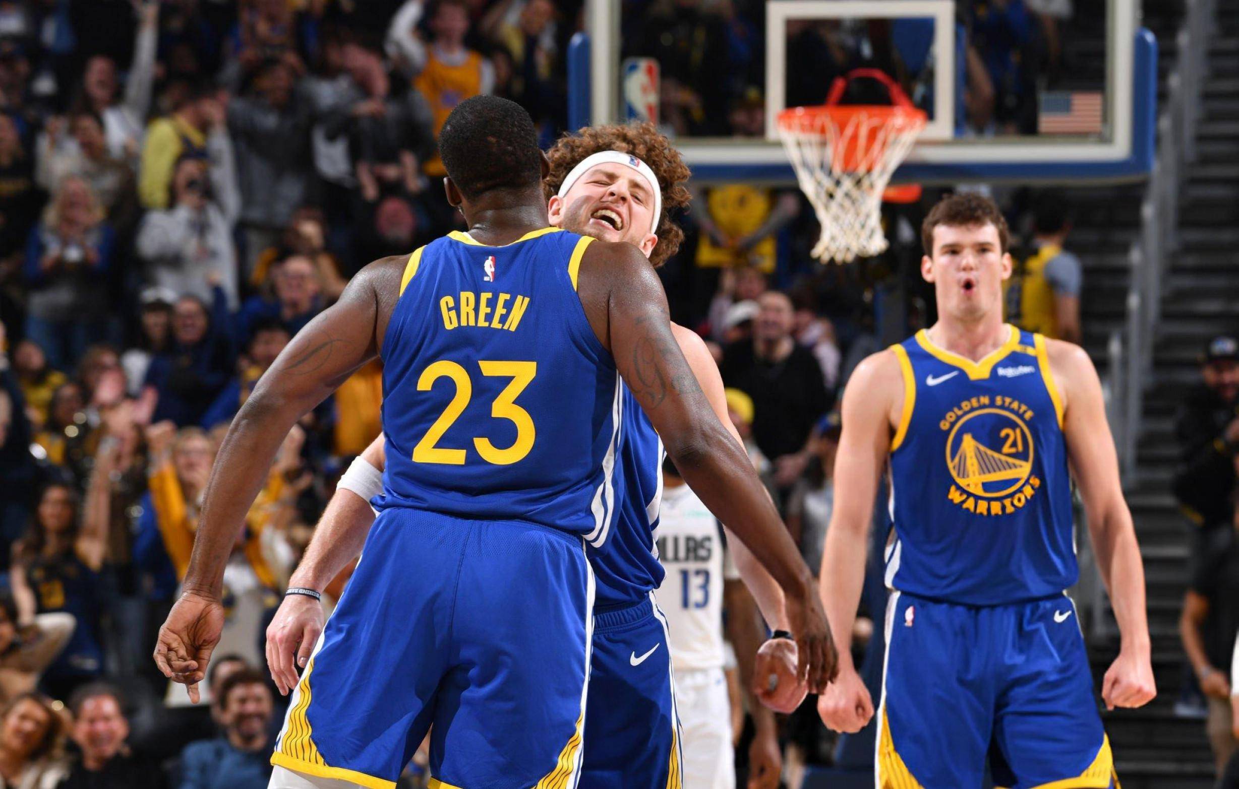 勇士再胜独行侠，取得四连胜