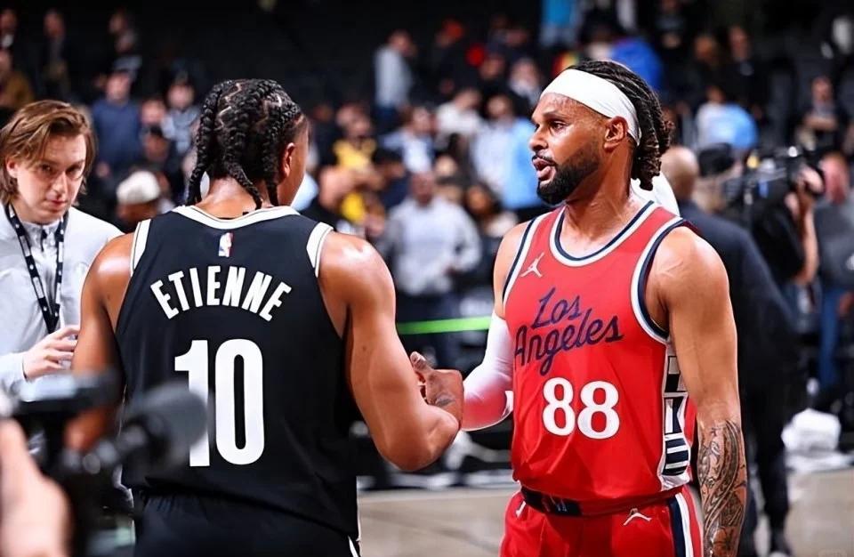 快船击败篮网，结束连胜