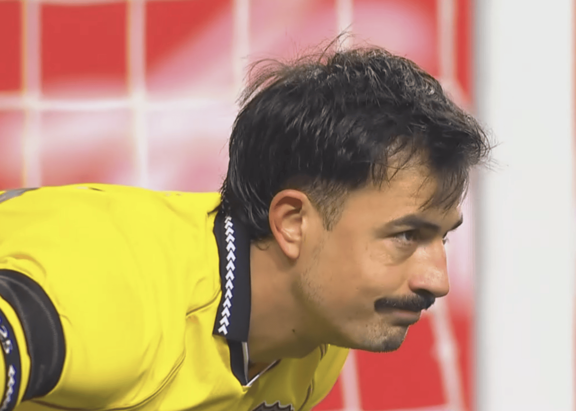 英格兰鏖战塞内加尔，孙兴慜刷新纪录的简单介绍